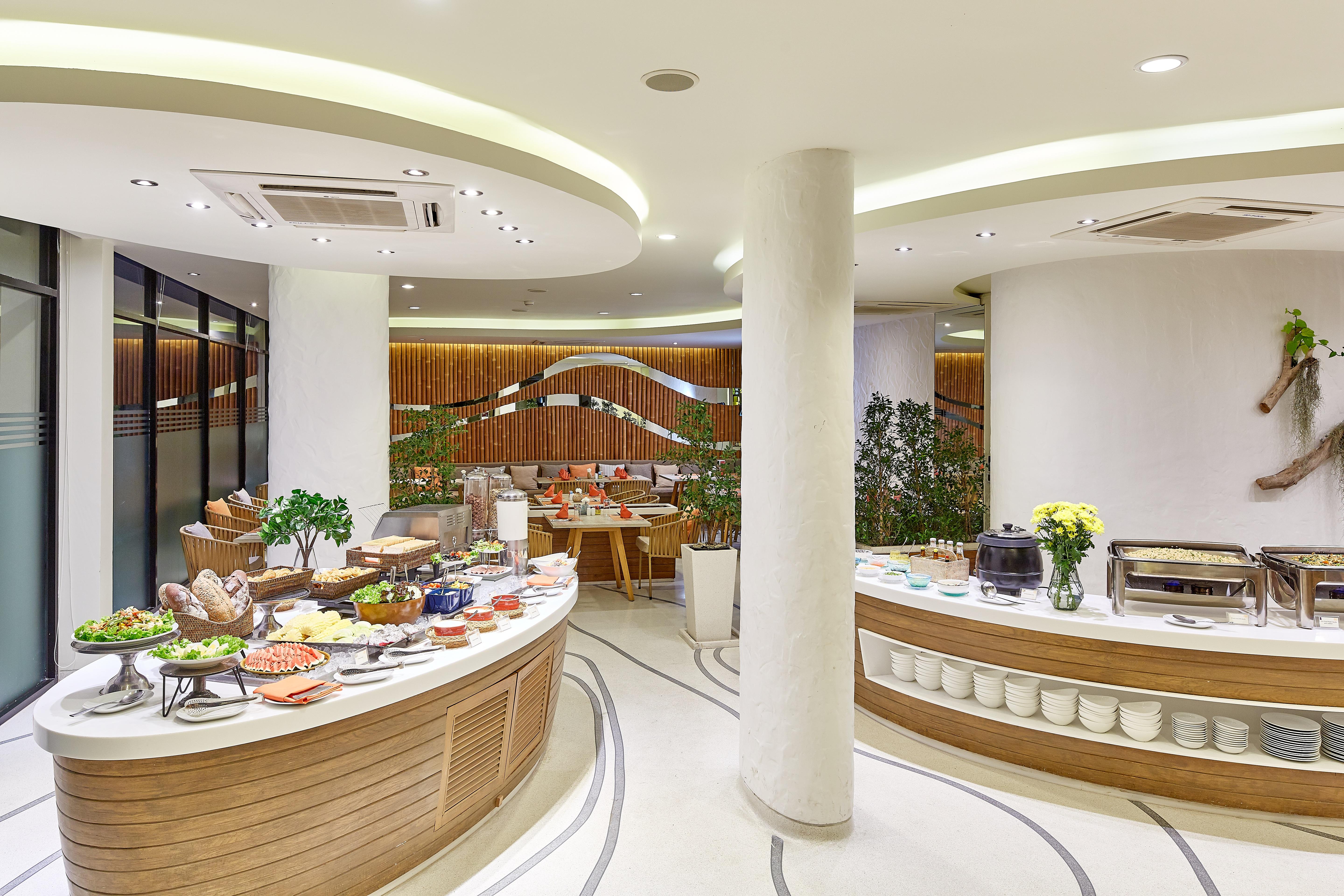 Bandara Beach Resort, Phuket Panwa Beach Екстериор снимка