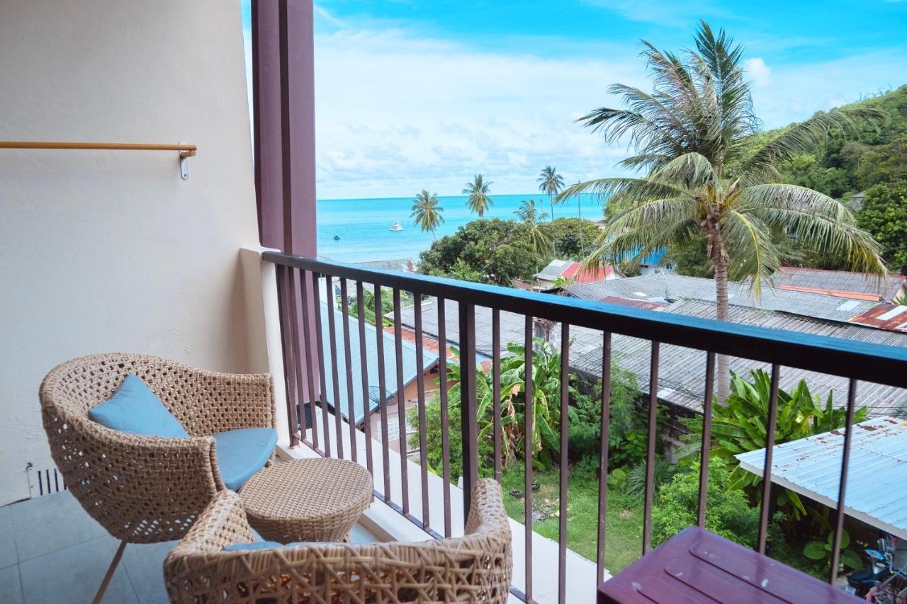 Bandara Beach Resort, Phuket Panwa Beach Екстериор снимка